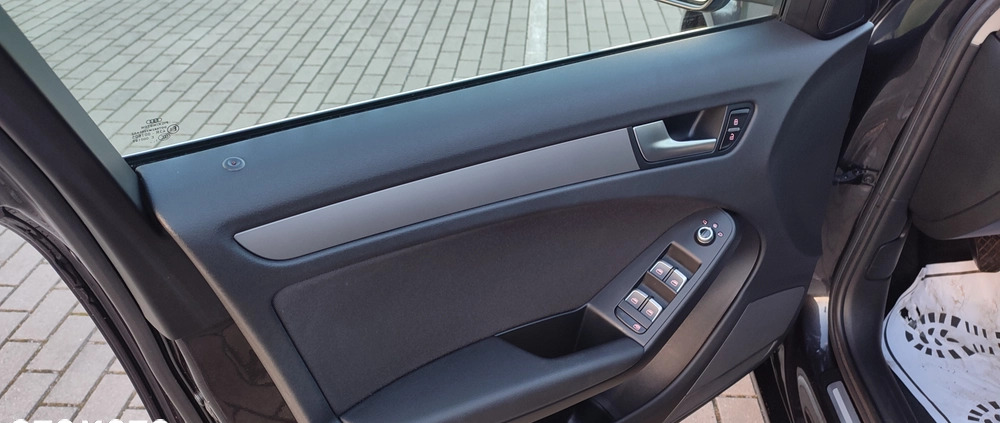 Audi A4 cena 38900 przebieg: 239000, rok produkcji 2012 z Piotrków Kujawski małe 277